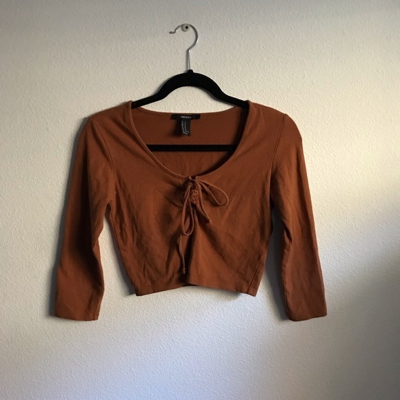 Forever 21 Tops - 🌿FOREVER 21 BOHO crop top✨